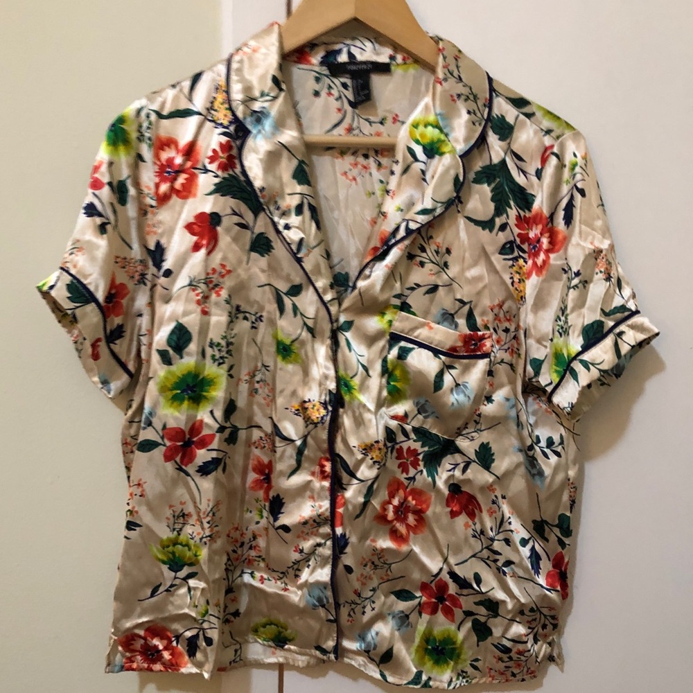 Silk day-wear top